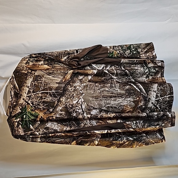 2/$20 Realtree L Scent Control Shirt - Picture 8 of 9